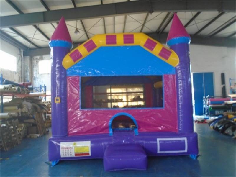 Why Many U.S. Operators Choose to Import Inflatables from China?